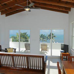THE 10 BEST Caye Caulker Hotel Deals (Aug 2024) .
